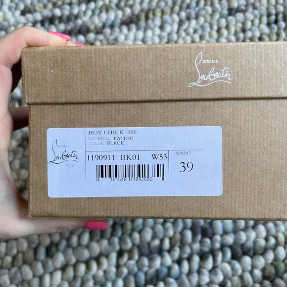 Christian Louboutin Black Hot Chick 100 Patent leather pumps - Picture 10 of 11